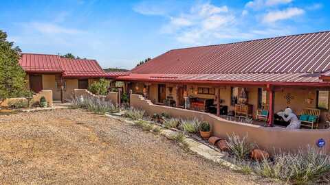 27 Vista Valle Circle, Lamy, NM 87540