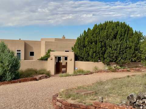 14 Chapala Road, Santa Fe, NM 87508