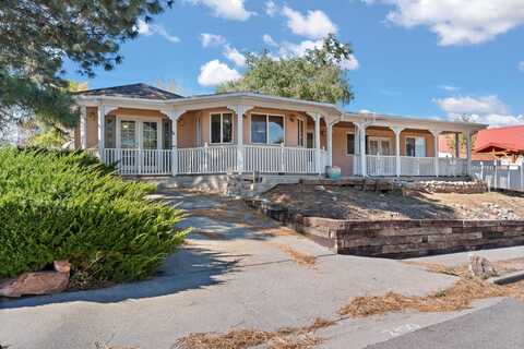 954 Capulin, Los Alamos, NM 87544