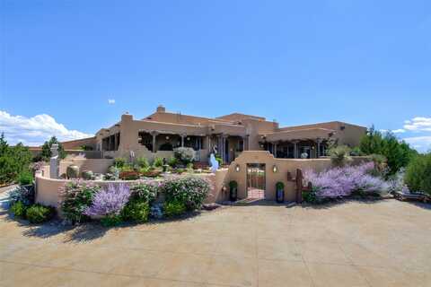 13 Paseo Del Pajaro, Santa Fe, NM 87506