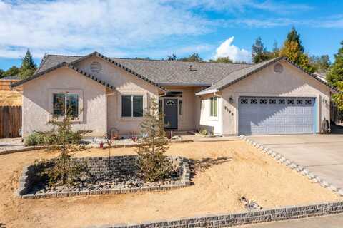 3148 Avington Way, Shasta Lake, CA 96019