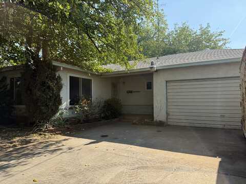 2561 Hawn Avenue, Redding, CA 96002