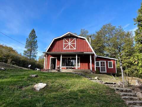 19120 Meadow Creek Lane, Montgomery Creek, CA 96065