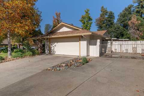 1005 Belcrest Drive, Redding, CA 96003