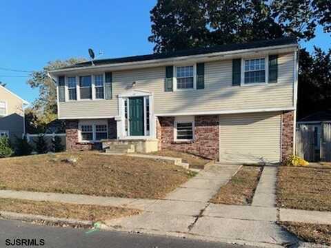 13 Schoolhouse Dr, Somers Point, NJ 08244