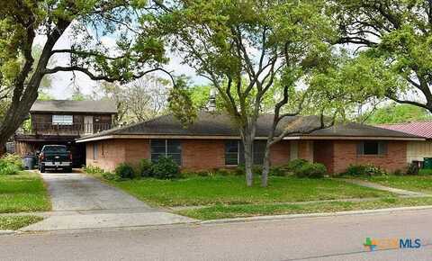 2202 E Loma Vista Avenue, Victoria, TX 77901