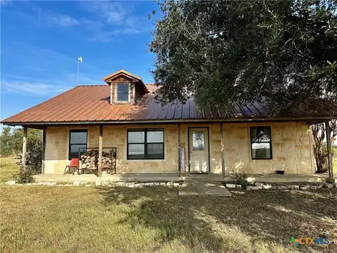 149 CR 459A, Lott, TX 76656