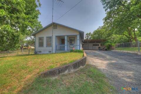 640 S Hill Avenue, New Braunfels, TX 78130