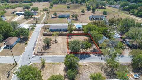 220 Daisy Avenue, Luling, TX 78648