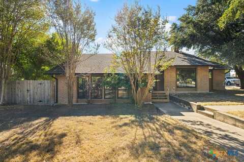 915 Mill Creek Drive, Salado, TX 76571