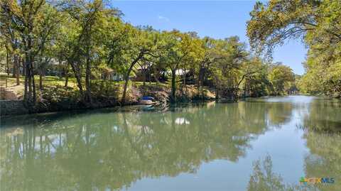 888 Pecan Street, Canyon Lake, TX 78133