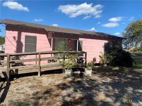 1626 Old River Road, Victoria, TX 77905