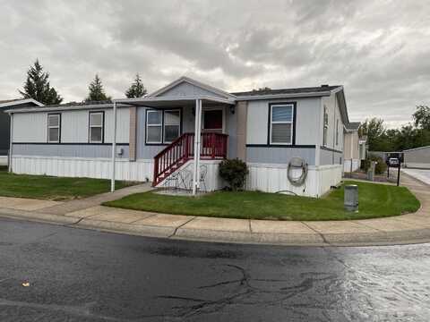 2111 Kings Highway, Medford, OR 97501