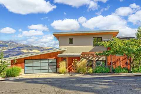 350 Fernwood Drive, Ashland, OR 97520