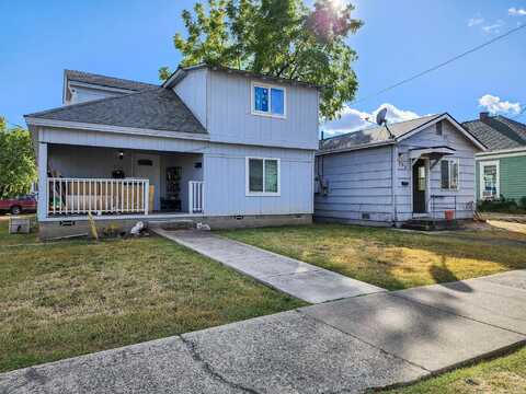 703 W 11th Street, Medford, OR 97501