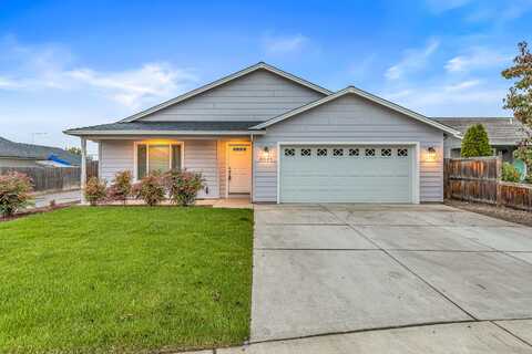 8397 Kyra Lane, White City, OR 97503