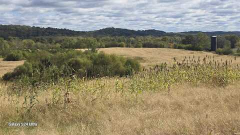 W R CEMETERY Road, Loogootee, IN 47553