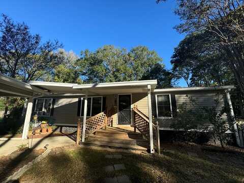 1022 West Cherokee St, Centreville, MS 39631