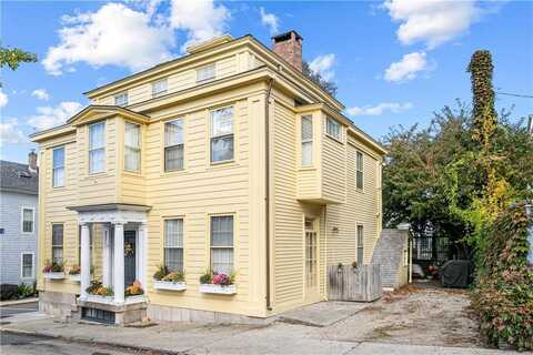 70 Church Street, Newport, RI 02840