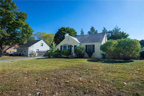 26 Lancaster Avenue, Warwick, RI 02886