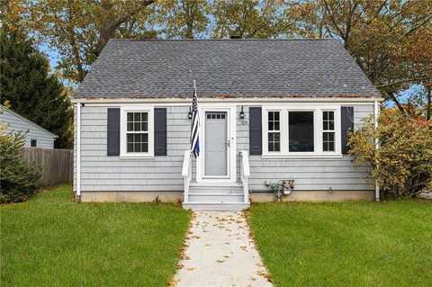 104 HORSE NECK Road, Warwick, RI 02889