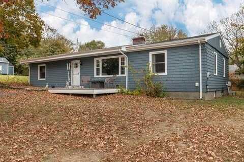 42 President Avenue, Portsmouth, RI 02871