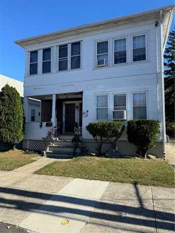 9 Southern Street, Cranston, RI 02920