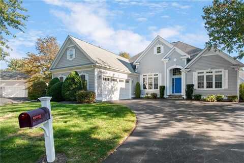 10 Hillside Court, East Greenwich, RI 02818