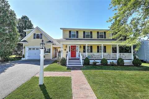 18 Taddy Avenue, Warren, RI 02885