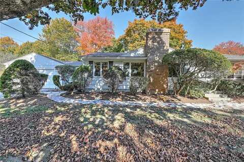 162 Angell Road, Cumberland, RI 02864