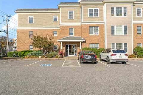 600 N BROADWAY, East Providence, RI 02914