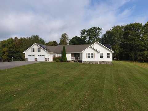 1329 Howlett St., Hillsville, VA 24343