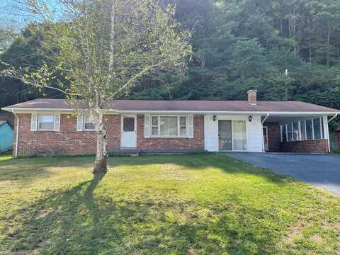 127 Country Oaks Drive, Honaker, VA 24260