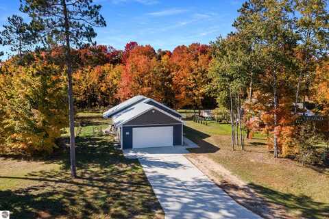 284 Cayo Drive, Buckley, MI 49620