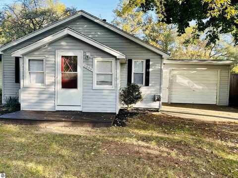 1304 Pennsylvania, Mount Pleasant, MI 48858