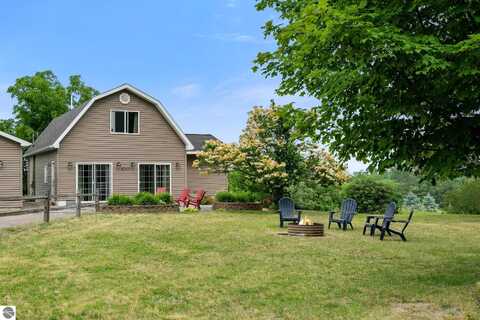 8365 Crisp Road, Williamsburg, MI 49690