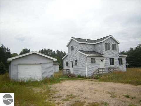 14038 Brook Street, Beulah, MI 49617