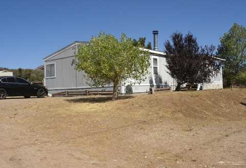 12815 Umtali Road, Tehachapi, CA 93561