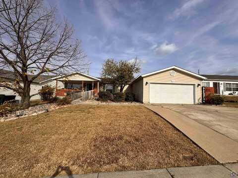 306 SE 44th Ter, Topeka, KS 66609