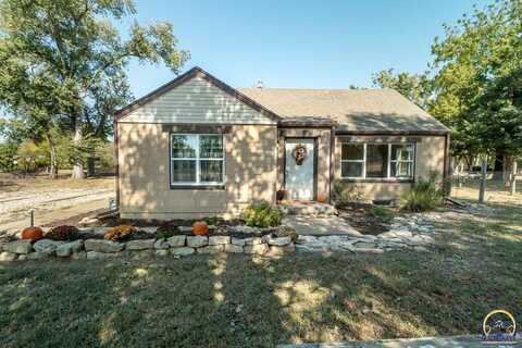 3420 NW 18th ST, Topeka, KS 66618