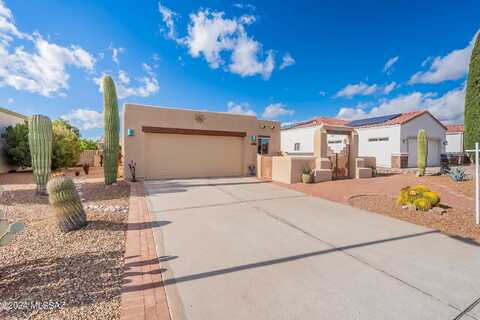 3422 S Waterfall Drive, Green Valley, AZ 85614