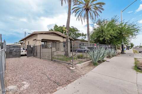 819 S 6Th Avenue, Tucson, AZ 85701