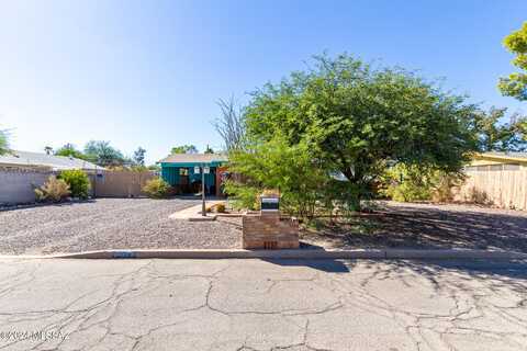 2137 N Marion Boulevard, Tucson, AZ 85712