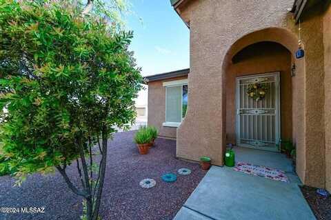 9381 E Rockhouse Peak Place, Tucson, AZ 85710