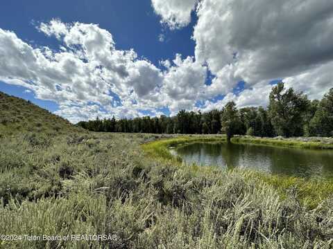 8625 PORTER Loop, Jackson, WY 83001