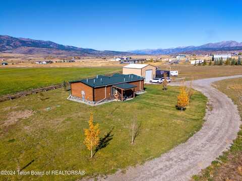 10 BLACK CANYON Road, Etna, WY 83118