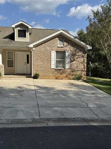 1731 Quazar, Tallahassee, FL 32311