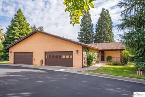 22044 Grove Circle, Red Bluff, CA 96080