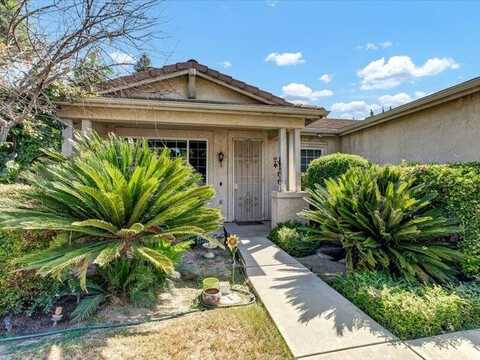 1678 Trebbiano Street, Tulare, CA 93274