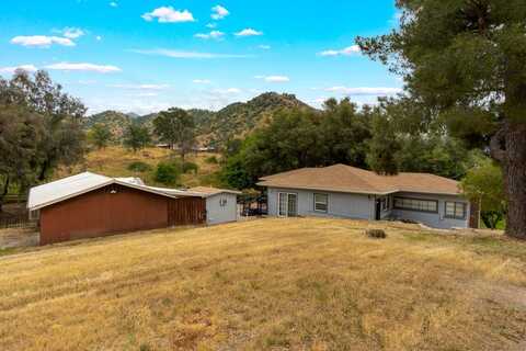 35228 Lenard Road, Springville, CA 93265